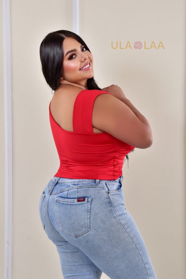 Blusa Cuello Escotado - Image 2